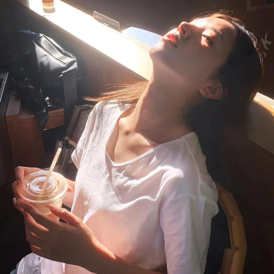 靓佬揾靴著